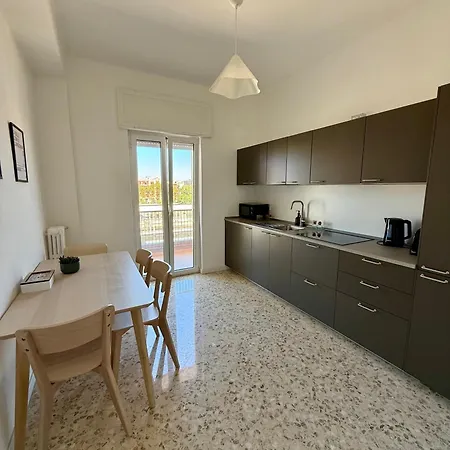 Maya - Urban Nest Holiday home